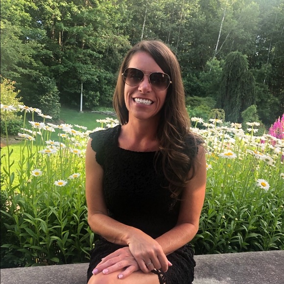 Meet your Posher, Ashlie - Picture 1 of 1